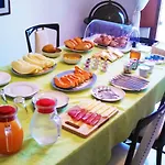 Apulia 70 Holidays - & Experiences 3* 滨海波利尼亚诺