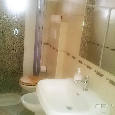 Apulia 70 Holidays - & Experiences 3* פולינאנו א מארה