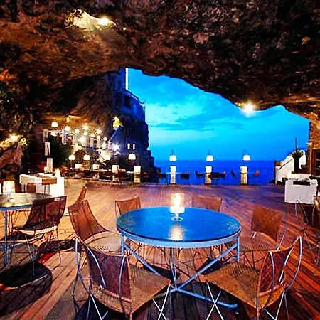 לינה וארוחת בוקר Apulia 70 Holidays - & Experiences 3*